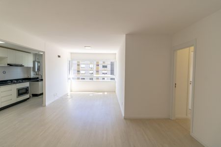 Sala de apartamento para alugar com 3 quartos, 85m² em Cristal, Porto Alegre