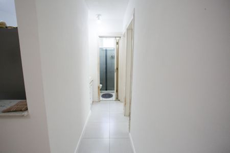 Corredor de apartamento à venda com 2 quartos, 55m² em Taquara, Rio de Janeiro