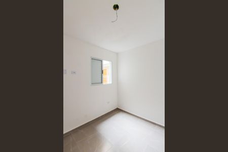 Quarto 2 de apartamento para alugar com 2 quartos, 48m² em Vila Nhocuné, São Paulo