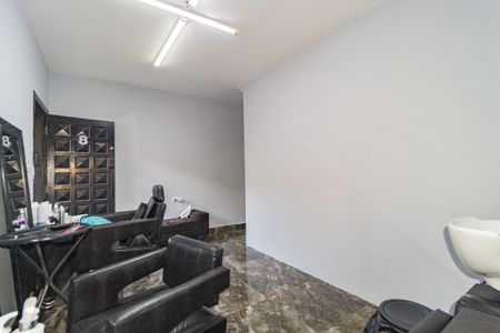 Sala de Estar de casa de condomínio à venda com 2 quartos, 120m² em Vila Bertioga, São Paulo