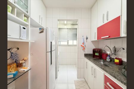 Apartamento à venda com 78m², 2 quartos e 2 vagasCozinha 