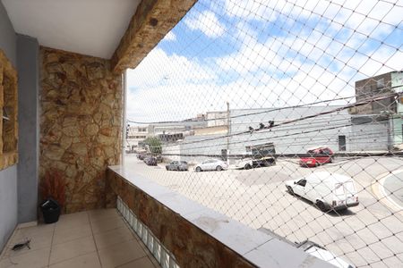 Varanda de casa para alugar com 2 quartos, 96m² em Jardim Tietê, São Paulo