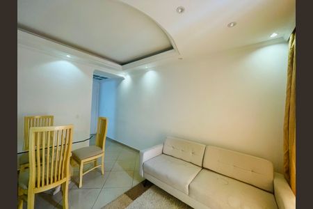 Sala de apartamento para alugar com 2 quartos, 52m² em Vila Itapegica, Guarulhos