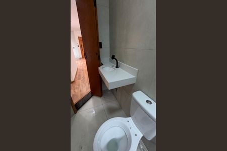 Apartamento à venda com 40m², 2 quartos e 1 vaga Apartamento à venda com 40m², 2 quartos e 1 vagaBanheiro