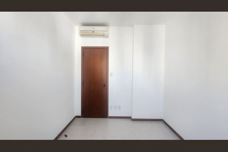 Quarto 1 de apartamento para alugar com 3 quartos, 90m² em Candeal, Salvador