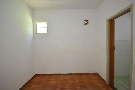 Casa para alugar com 1 quarto, 65m² em Rocha Miranda, Rio de Janeiro