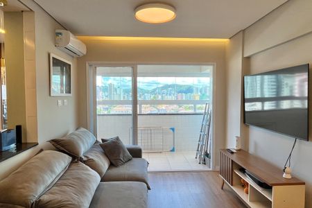 Sala de apartamento para alugar com 2 quartos, 65m² em Macuco, Santos