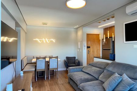 Sala de apartamento para alugar com 2 quartos, 65m² em Macuco, Santos