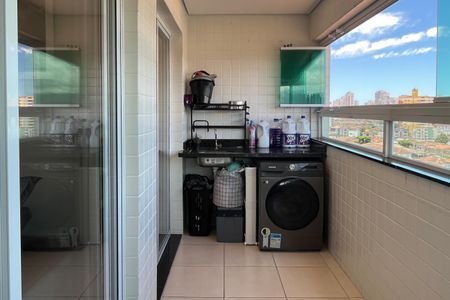 Varanda  de apartamento para alugar com 2 quartos, 65m² em Macuco, Santos