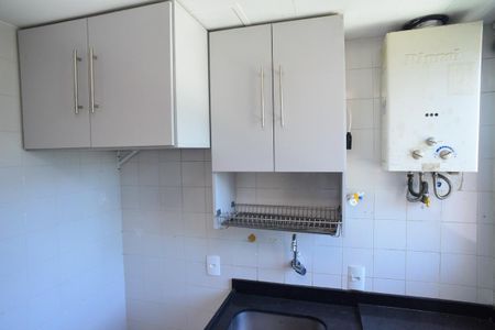 Cozinha de apartamento para alugar com 2 quartos, 64m² em Barra da Tijuca, Rio de Janeiro