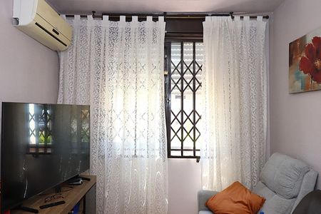 Janela da Sala de apartamento à venda com 2 quartos, 59m² em Jardim Sabará, Porto Alegre