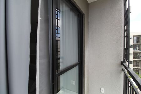 Apartamento para alugar com 43m², 2 quartos e 1 vagaSala - Varanda