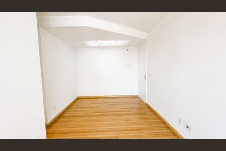Sala de apartamento para alugar com 2 quartos, 50m² em Vila Roque, São Paulo