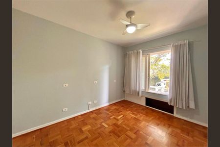 Casa à venda com 4 quartos, 525m² em Granja Julieta, São Paulo