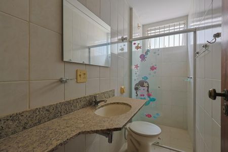 Banheiro de apartamento à venda com 3 quartos, 90m² em Gutierrez, Belo Horizonte