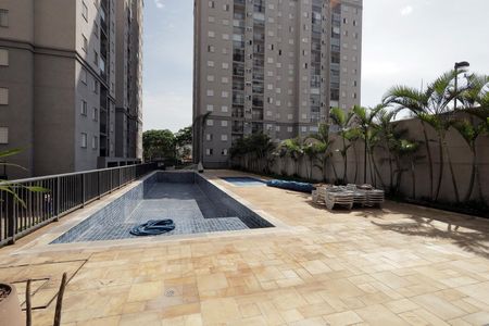 Apartamento para alugar com 50m², 2 quartos e 1 vagaÁrea comum - Piscina