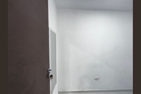 Closet de kitnet/studio para alugar com 1 quarto, 28m² em Vila Mariana, São Paulo
