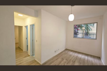Apartamento para alugar com 2 quartos, 50m² em Vila Della Piazza, Jundiaí