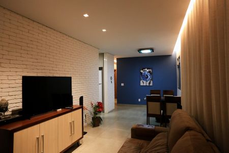 Sala de apartamento para alugar com 3 quartos, 100m² em Sagrada Família, Belo Horizonte