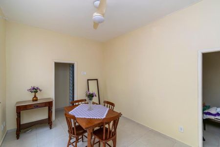 Sala de casa à venda com 3 quartos, 240m² em Vila Kosmos, Rio de Janeiro