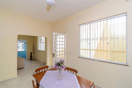 Sala de casa à venda com 3 quartos, 240m² em Vila Kosmos, Rio de Janeiro