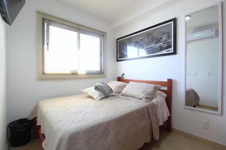 Quarto Suíte de kitnet/studio para alugar com 1 quarto, 24m² em Vila Nova Conceição, São Paulo