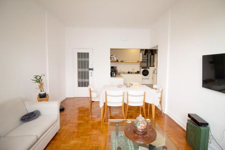 Apartamento à venda com 75m², 2 quartos e sem vaga