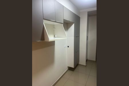 Cozinha de apartamento para alugar com 2 quartos, 59m² em Vila Sonia do Taboao, Taboão da Serra