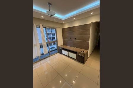 Sala de apartamento para alugar com 2 quartos, 59m² em Vila Sonia do Taboao, Taboão da Serra