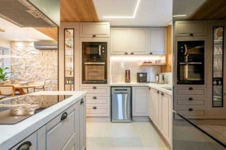 Cozinha de apartamento para alugar com 3 quartos, 92m² em Jardim Lindóia, Porto Alegre