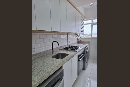 Cozinha e área de serviço de apartamento para alugar com 2 quartos, 58m² em São Francisco Xavier, Rio de Janeiro