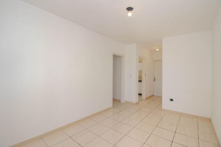 Sala de apartamento para alugar com 1 quarto, 40m² em Passo D’areia, Porto Alegre