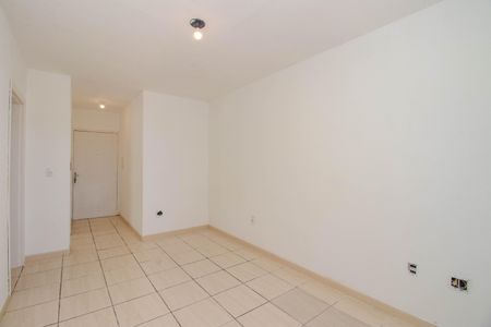 Sala de apartamento para alugar com 1 quarto, 40m² em Passo D’areia, Porto Alegre