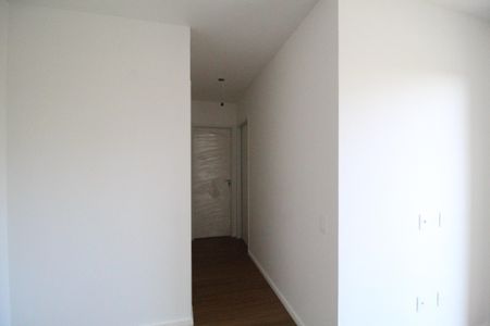 Sala - Corredor de apartamento para alugar com 2 quartos, 45m² em Barra Olímpica, Rio de Janeiro