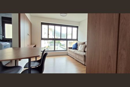 Sala de apartamento para alugar com 1 quarto, 60m² em Saco dos Limões, Florianópolis