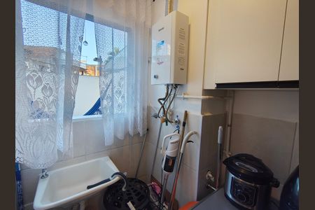 Apartamento à venda com 74m², 2 quartos e 1 vaga Apartamento à venda com 74m², 2 quartos e 1 vagaÁrea de Serviço