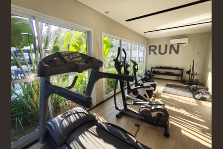 Apartamento à venda com 74m², 2 quartos e 1 vaga Apartamento à venda com 74m², 2 quartos e 1 vagaAcademia