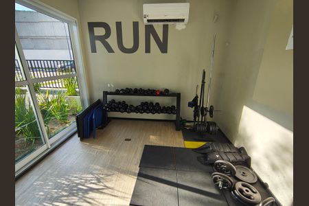 Apartamento à venda com 74m², 2 quartos e 1 vaga Apartamento à venda com 74m², 2 quartos e 1 vagaAcademia