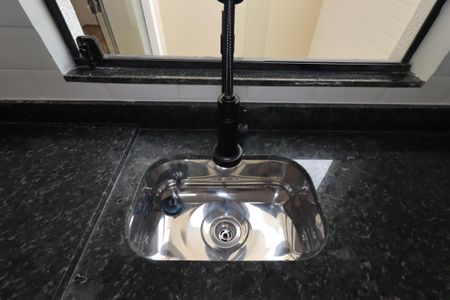 Apartamento à venda com 40m², 2 quartos e 1 vagaCozinha - Pia