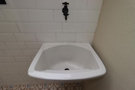 Apartamento à venda com 40m², 2 quartos e 1 vagaÁrea de Serviço - Tanque