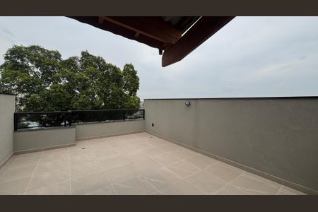 Apartamento à venda com 80m², 2 quartos e 1 vagaCobertura 