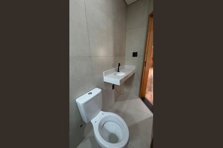 Apartamento à venda com 79m², 2 quartos e 1 vaga Apartamento à venda com 79m², 2 quartos e 1 vagaBanheiro