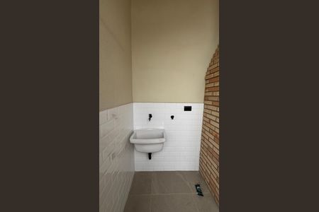 Apartamento à venda com 79m², 2 quartos e 1 vaga Apartamento à venda com 79m², 2 quartos e 1 vagaCobertura - Area de Serviço