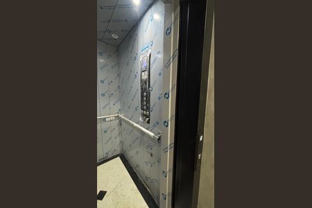 Apartamento à venda com 79m², 2 quartos e 1 vagaElevador