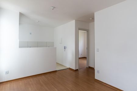 Sala de apartamento para alugar com 2 quartos, 43m² em Trevo, Belo Horizonte