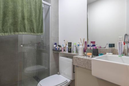 Banheiro de apartamento à venda com 2 quartos, 74m² em Barro Preto, Belo Horizonte
