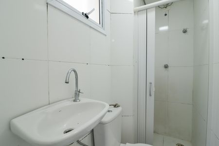 Banheiro de apartamento para alugar com 1 quarto, 45m² em Vila Guilherme, São Paulo