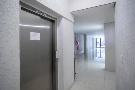 Apartamento para alugar com 110m², 4 quartos e 2 vagasHall social