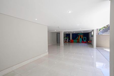 Apartamento para alugar com 110m², 4 quartos e 2 vagasÁrea comum - Salão de festas