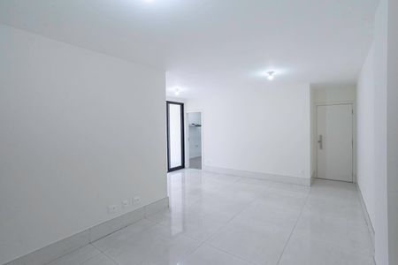 Apartamento para alugar com 110m², 4 quartos e 2 vagasSala